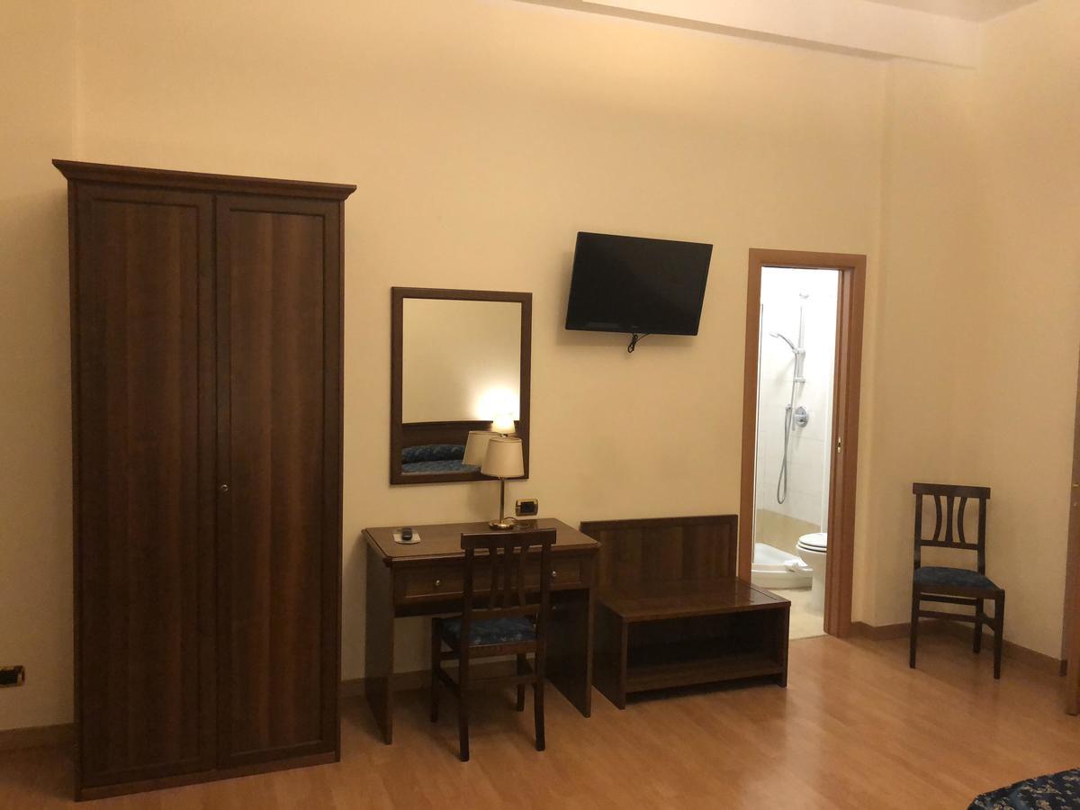 Colosseo Roma Ngoại thất bức ảnh